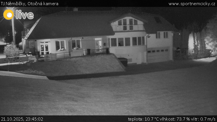 TJ Němčičky - Otočná kamera - 21.10.2025 v 23:45 TJ Němčičky - Otočná kamera - 21.10.2025 v 23:45