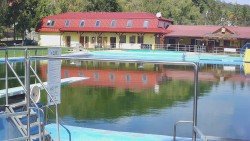 Schwimmbad