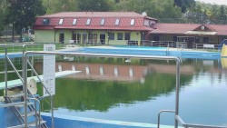 Schwimmbad