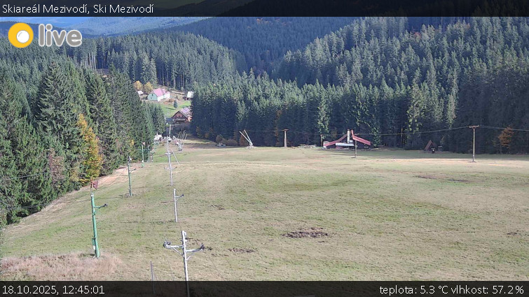 Skiareál Mezivodí - Ski Mezivodí - 18.10.2025 v 12:45 Skiareál Mezivodí - Ski Mezivodí - 18.10.2025 v 12:45