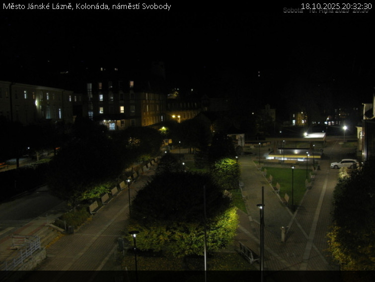 Město Jánské Lázně - Kolonáda, náměstí Svobody - 18.10.2025 v 20:32 Město Jánské Lázně - Kolonáda, náměstí Svobody - 18.10.2025 v 20:32