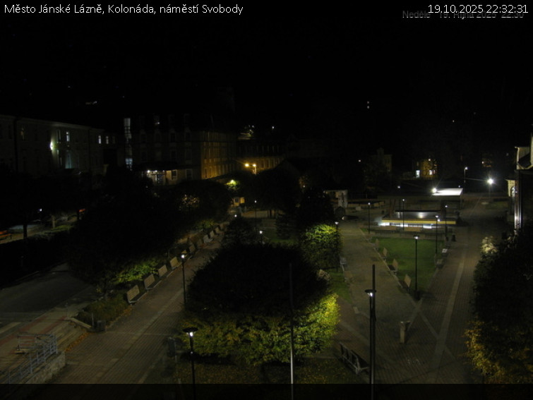 Město Jánské Lázně - Kolonáda, náměstí Svobody - 19.10.2025 v 22:32 Město Jánské Lázně - Kolonáda, náměstí Svobody - 19.10.2025 v 22:32