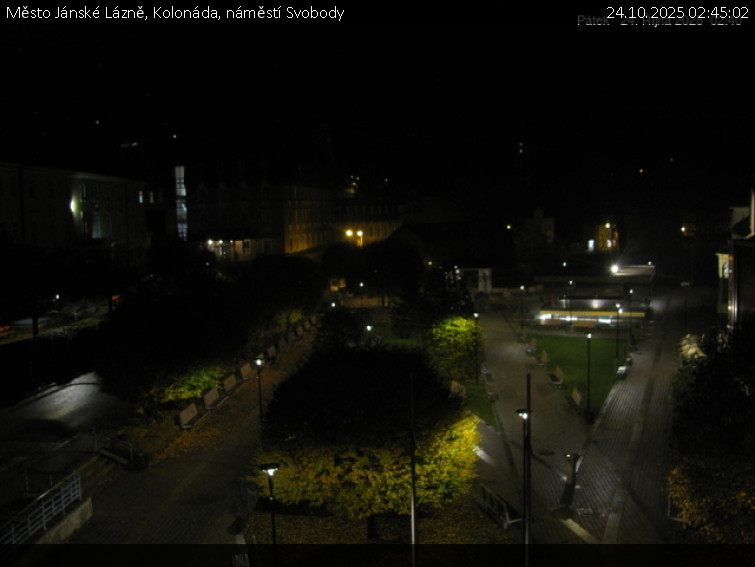 Město Jánské Lázně - Kolonáda, náměstí Svobody - 24.10.2025 v 02:45 Město Jánské Lázně - Kolonáda, náměstí Svobody - 24.10.2025 v 02:45
