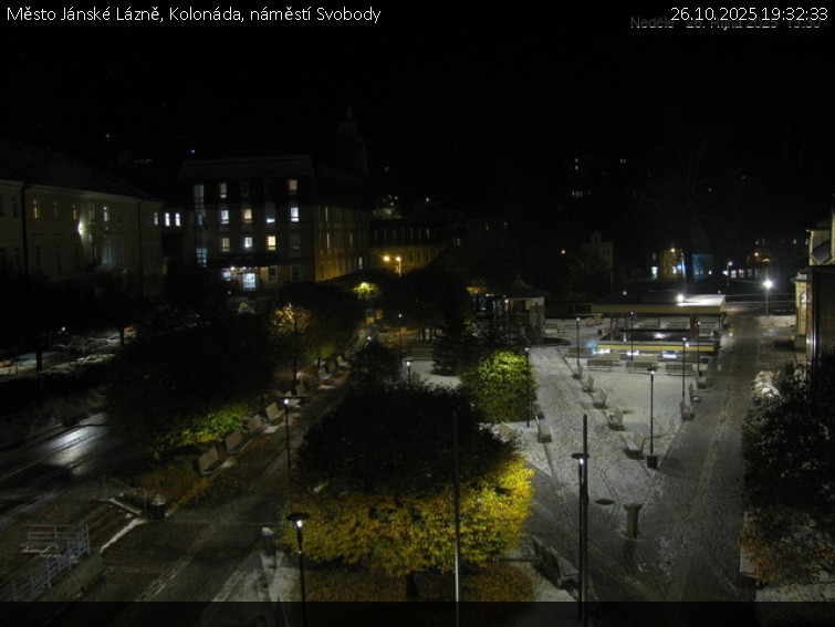 Město Jánské Lázně - Kolonáda, náměstí Svobody - 26.10.2025 v 19:32 Město Jánské Lázně - Kolonáda, náměstí Svobody - 26.10.2025 v 19:32