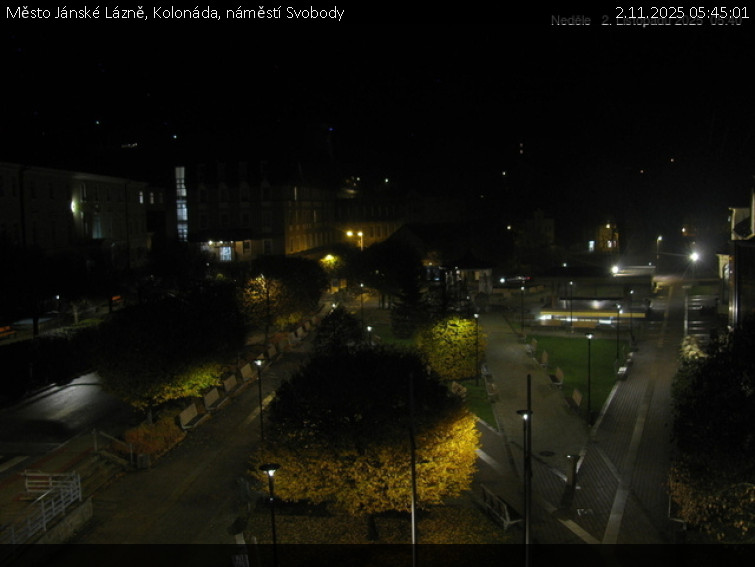 Město Jánské Lázně - Kolonáda, náměstí Svobody - 2.11.2025 v 05:45 Město Jánské Lázně - Kolonáda, náměstí Svobody - 2.11.2025 v 05:45