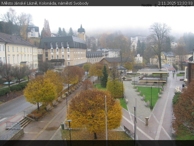 Město Jánské Lázně - Kolonáda, náměstí Svobody - 2.11.2025 v 12:32 Město Jánské Lázně - Kolonáda, náměstí Svobody - 2.11.2025 v 12:32