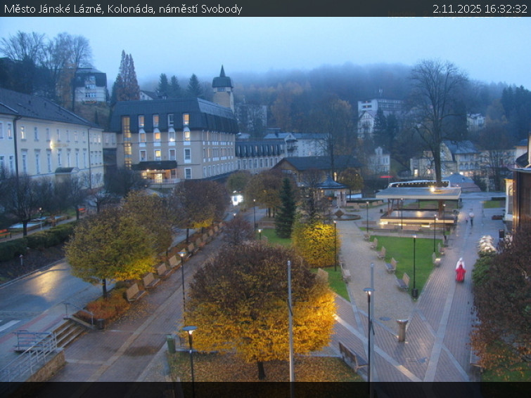 Město Jánské Lázně - Kolonáda, náměstí Svobody - 2.11.2025 v 16:32 Město Jánské Lázně - Kolonáda, náměstí Svobody - 2.11.2025 v 16:32