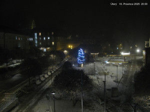 Město Jánské Lázně - Kolonáda, náměstí Svobody - 16.12.2025 v 20:32 Město Jánské Lázně - Kolonáda, náměstí Svobody - 16.12.2025 v 20:32