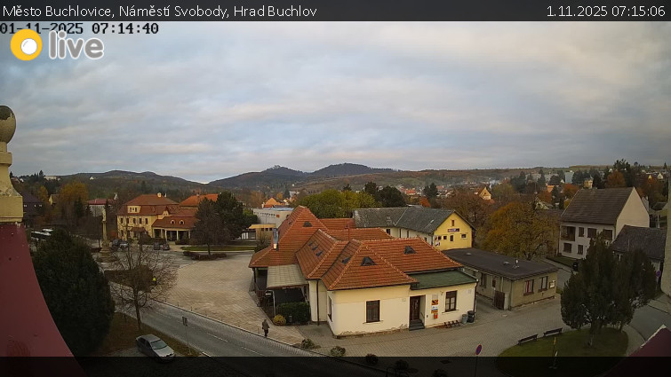 Město Buchlovice - Náměstí Svobody, Hrad Buchlov - 1.11.2025 v 07:15 Město Buchlovice - Náměstí Svobody, Hrad Buchlov - 1.11.2025 v 07:15