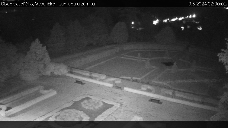 Obec Veselíčko - Veselíčko - zahrada u zámku - 9.5.2024 v 02:00