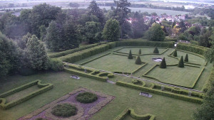 Obec Veselíčko - Veselíčko - zahrada u zámku - 24.5.2025 v 04:30 Obec Veselíčko - Veselíčko - zahrada u zámku - 24.5.2025 v 04:30