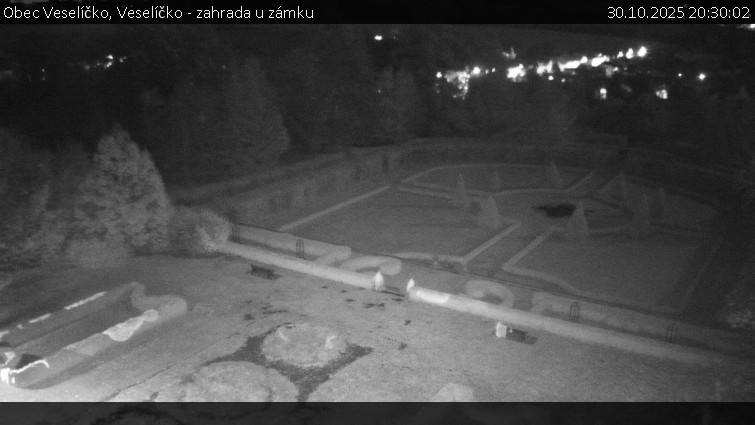 Obec Veselíčko - Veselíčko - zahrada u zámku - 30.10.2025 v 20:30 Obec Veselíčko - Veselíčko - zahrada u zámku - 30.10.2025 v 20:30
