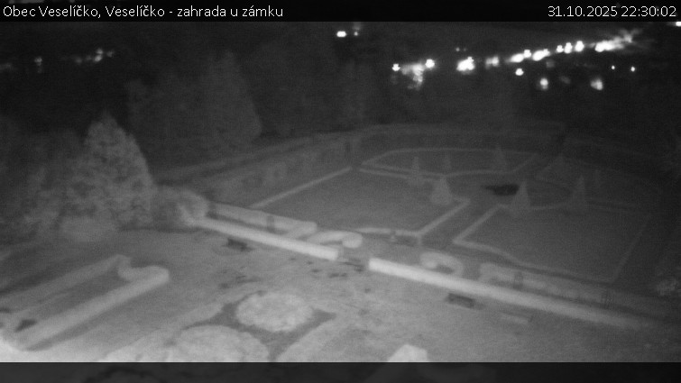 Obec Veselíčko - Veselíčko - zahrada u zámku - 31.10.2025 v 22:30 Obec Veselíčko - Veselíčko - zahrada u zámku - 31.10.2025 v 22:30