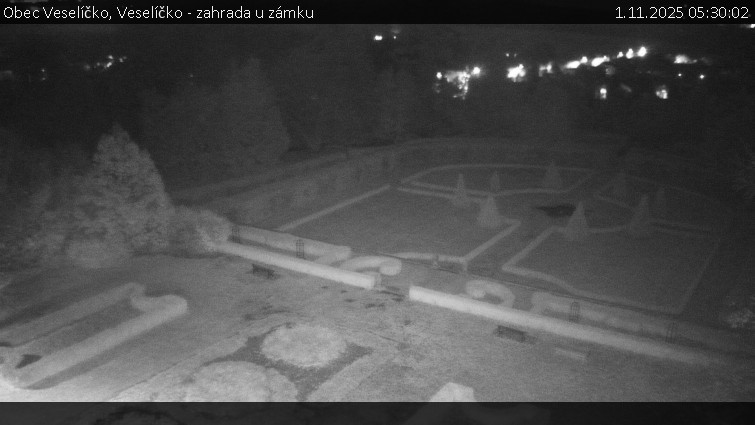Obec Veselíčko - Veselíčko - zahrada u zámku - 1.11.2025 v 05:30 Obec Veselíčko - Veselíčko - zahrada u zámku - 1.11.2025 v 05:30