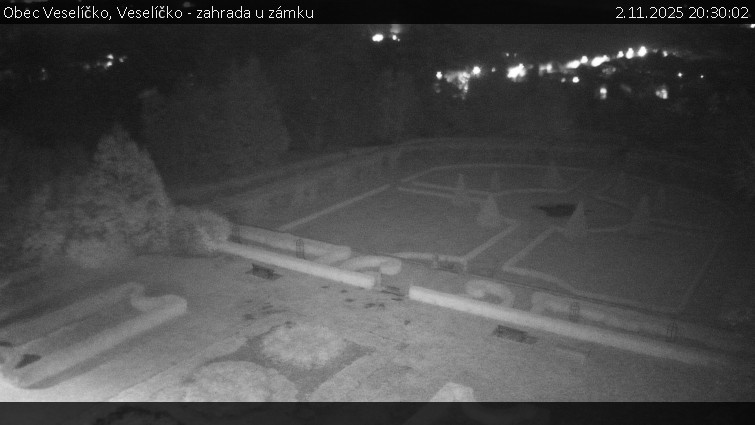 Obec Veselíčko - Veselíčko - zahrada u zámku - 2.11.2025 v 20:30 Obec Veselíčko - Veselíčko - zahrada u zámku - 2.11.2025 v 20:30