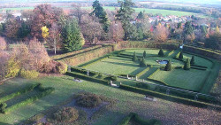 Veselíčko - zahrada u zámku