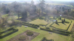 Veselíčko - zahrada u zámku