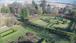 Veselíčko - zahrada u zámku