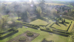 Veselíčko - zahrada u zámku