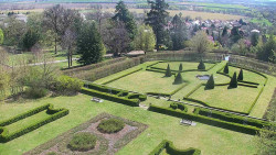 Veselíčko - zahrada u zámku