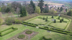 Veselíčko - zahrada u zámku