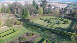 Veselíčko - zahrada u zámku