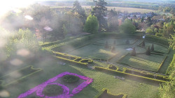 Veselíčko - zahrada u zámku