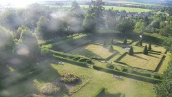 Veselíčko – Garten am Schloss
