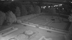 Veselíčko – garden by the chateau