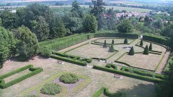 Veselíčko – Garten am Schloss