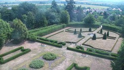 Veselíčko – Garten am Schloss