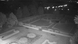 Veselíčko – garden by the chateau