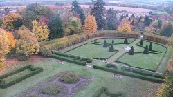 Veselíčko – garden by the chateau