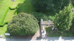 Veselíčko - the garden by the castle