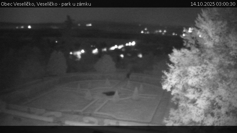 Obec Veselíčko - Veselíčko - park u zámku - 14.10.2025 v 03:00 Obec Veselíčko - Veselíčko - park u zámku - 14.10.2025 v 03:00