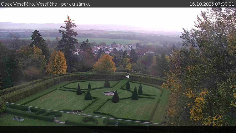 Obec Veselíčko - Veselíčko - park u zámku - 16.10.2025 v 07:30 Obec Veselíčko - Veselíčko - park u zámku - 16.10.2025 v 07:30