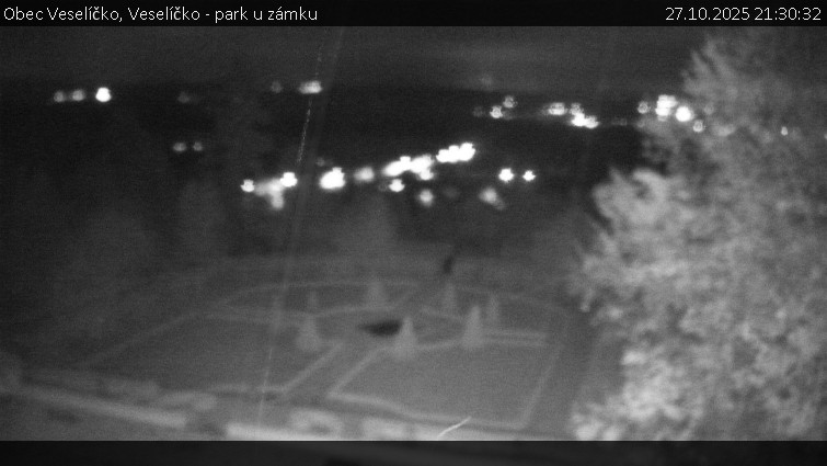 Obec Veselíčko - Veselíčko - park u zámku - 27.10.2025 v 21:30 Obec Veselíčko - Veselíčko - park u zámku - 27.10.2025 v 21:30