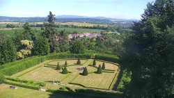 Veselíčko – park przy zamku