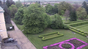 Obec Veselíčko - Příjezdová cesta k zámku - 16.4.2024 v 06:00 Obec Veselíčko - Příjezdová cesta k zámku - 16.4.2024 v 06:00