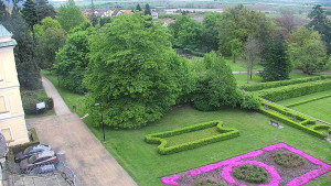 Obec Veselíčko - Příjezdová cesta k zámku - 16.4.2024 v 11:00 Obec Veselíčko - Příjezdová cesta k zámku - 16.4.2024 v 11:00