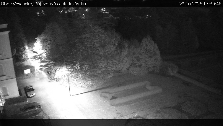 Obec Veselíčko - Příjezdová cesta k zámku - 29.10.2025 v 17:30 Obec Veselíčko - Příjezdová cesta k zámku - 29.10.2025 v 17:30