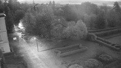 Příjezdová cesta k zámku