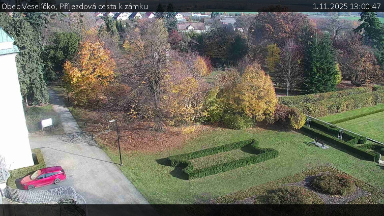 Obec Veselíčko - Příjezdová cesta k zámku - 1.11.2025 v 13:00 Obec Veselíčko - Příjezdová cesta k zámku - 1.11.2025 v 13:00