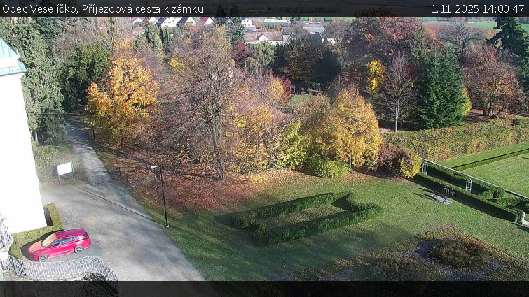 Obec Veselíčko - Příjezdová cesta k zámku - 1.11.2025 v 14:00 Obec Veselíčko - Příjezdová cesta k zámku - 1.11.2025 v 14:00