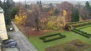 Obec Veselíčko - Příjezdová cesta k zámku - 3.11.2025 v 07:30 Obec Veselíčko - Příjezdová cesta k zámku - 3.11.2025 v 07:30