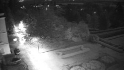 Příjezdová cesta k zámku