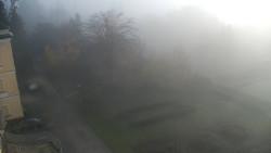 Příjezdová cesta k zámku