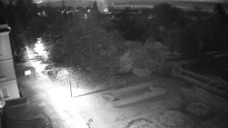 Příjezdová cesta k zámku