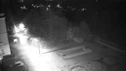 Příjezdová cesta k zámku