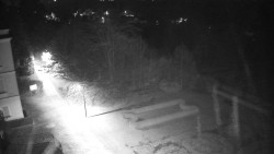 Příjezdová cesta k zámku